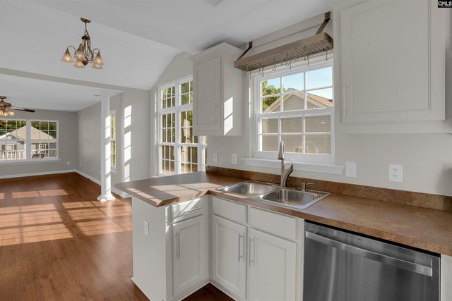 128 St Andrews Place Drive, Columbia, SC 29210