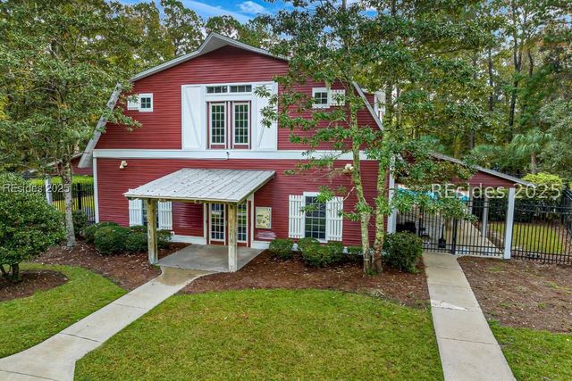 497 Gardners Ln, Bluffton, SC 29910