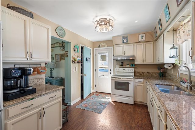 29 Pleasant Way, Parma, NY 14468