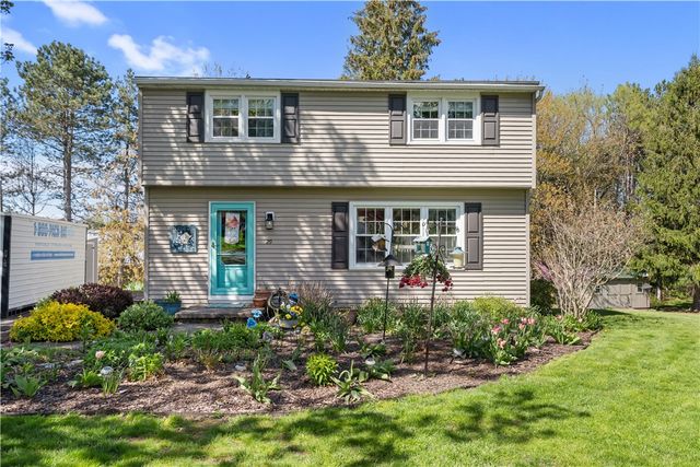 29 Pleasant Way, Parma, NY 14468