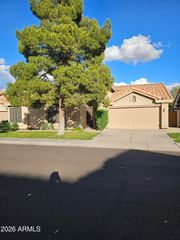 9487 S DROMEDARY Drive, Tempe, AZ 85284