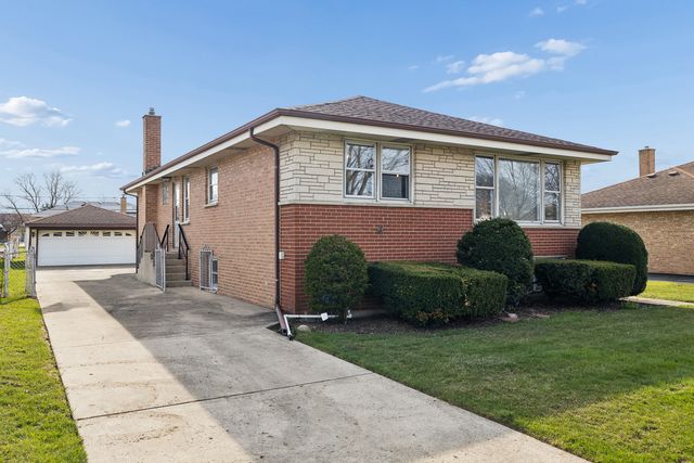 7737 Odell Avenue, Bridgeview, IL 60455