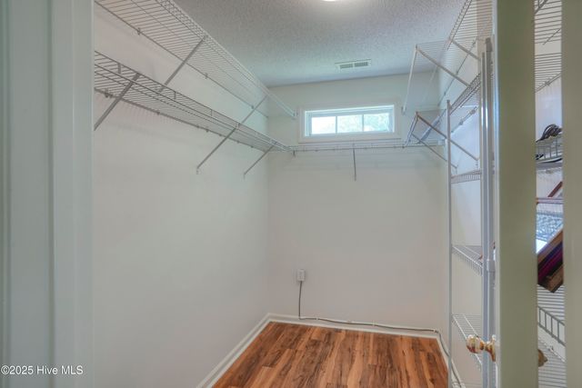 300 Sea Urchin Cove, Sneads Ferry, NC 28460