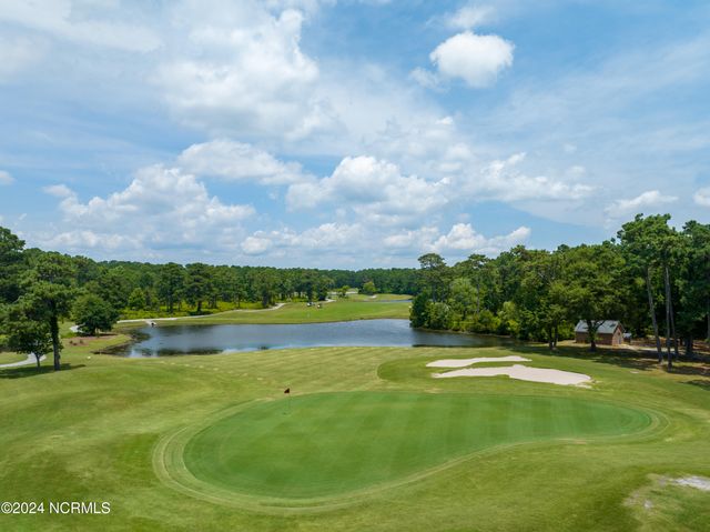300 Sea Urchin Cove, Sneads Ferry, NC 28460
