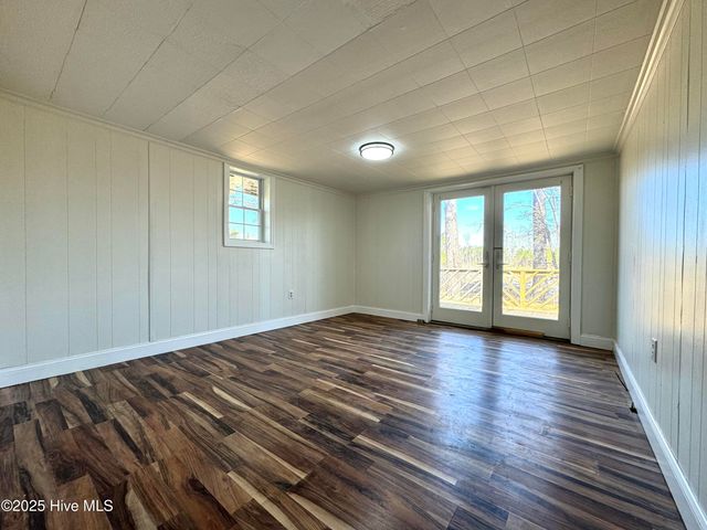 1309 Gaston Sellers Road, Whiteville, NC 28472