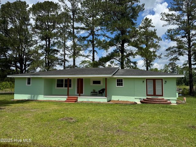1309 Gaston Sellers Road, Whiteville, NC 28472