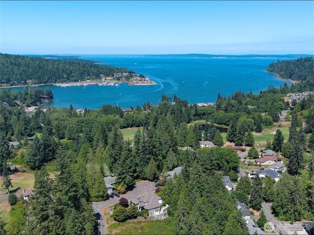 36 Dunbar Court, Port Ludlow, WA 98365