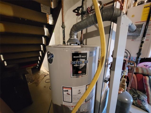 9210 KUHL Road, Erie, PA 16510