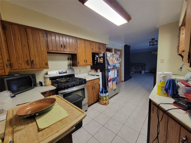 9210 KUHL Road, Erie, PA 16510