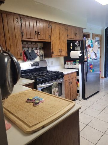 9210 KUHL Road, Erie, PA 16510