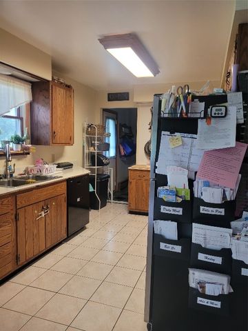 9210 KUHL Road, Erie, PA 16510