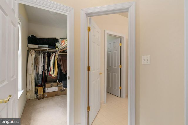 8622 LAROQUE RUN DR, Fredericksburg, VA 22407