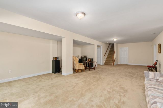 8622 LAROQUE RUN DR, Fredericksburg, VA 22407