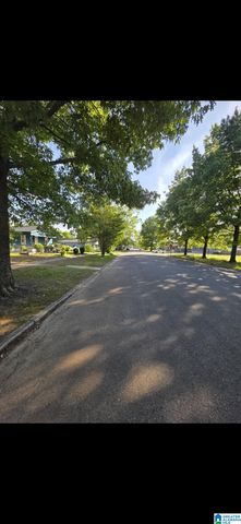 2611 AVENUE J, Birmingham, AL 35218