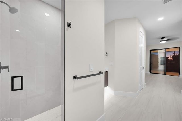 16 SW 22nd AVE, Cape Coral, FL 33991