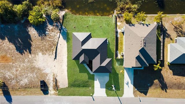 16 SW 22nd AVE, Cape Coral, FL 33991