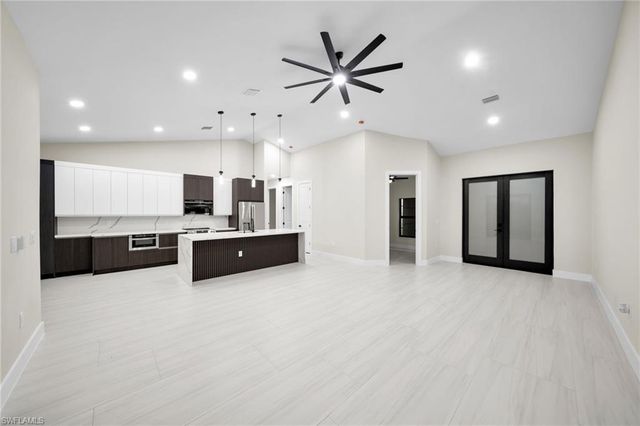 16 SW 22nd AVE, Cape Coral, FL 33991