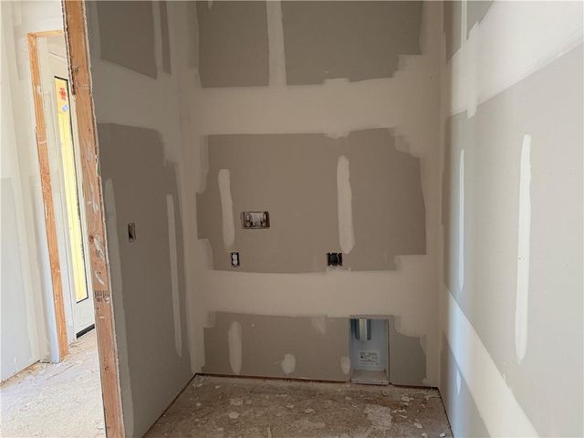 20804 Emerald Street, Spring Hill, KS 66083