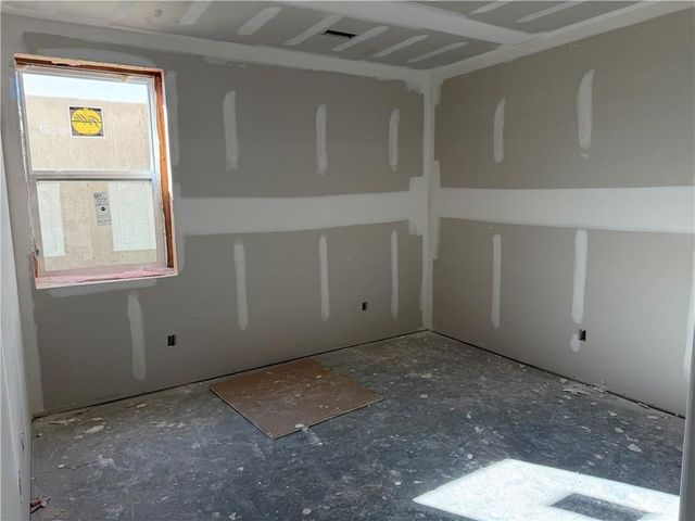 20804 Emerald Street, Spring Hill, KS 66083