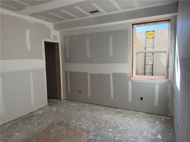 20804 Emerald Street, Spring Hill, KS 66083