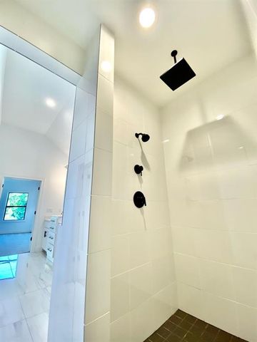 20804 Emerald Street, Spring Hill, KS 66083