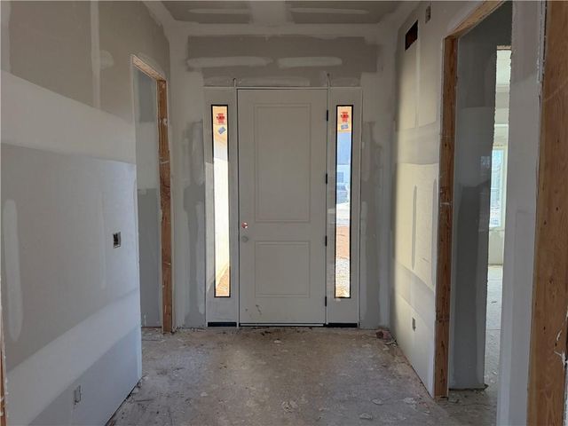 20804 Emerald Street, Spring Hill, KS 66083