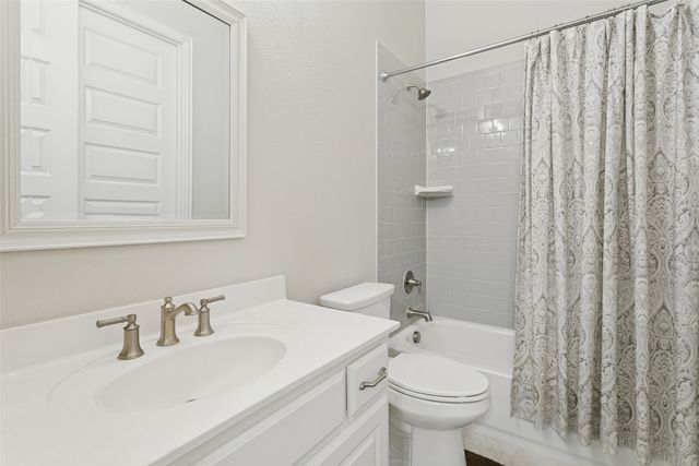 14356 Walsh Avenue, Fort Worth, TX 76008