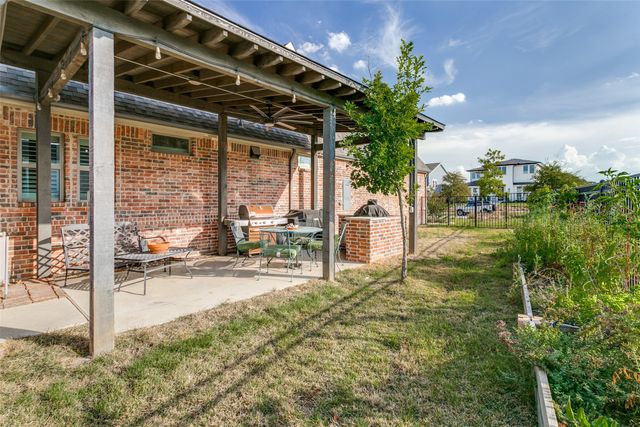 14356 Walsh Avenue, Fort Worth, TX 76008