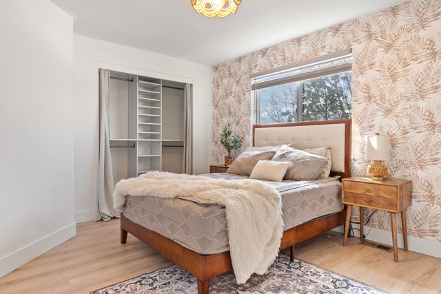 858 NW Poplar Place, Redmond, OR 97756