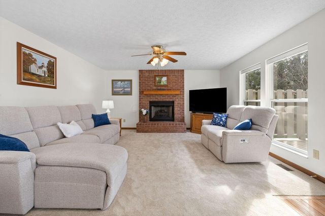 329 Hampton Park, Westerville, OH 43081