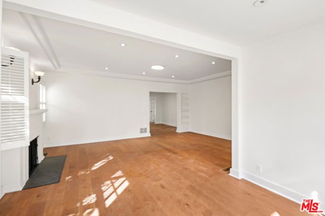 10309 La Grange Avenue, Los Angeles, CA 90025
