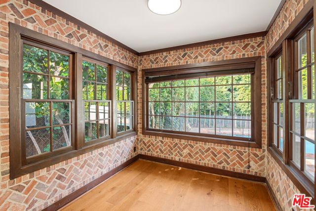 10309 La Grange Avenue, Los Angeles, CA 90025