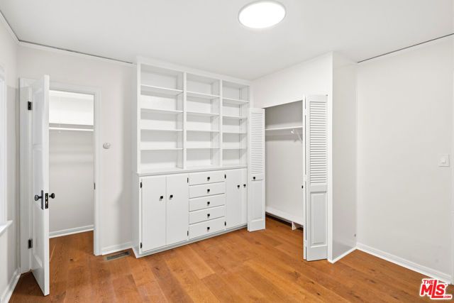 10309 La Grange Avenue, Los Angeles, CA 90025