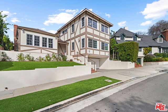 10309 La Grange Avenue, Los Angeles, CA 90025