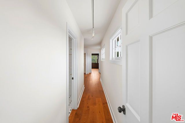 10309 La Grange Avenue, Los Angeles, CA 90025