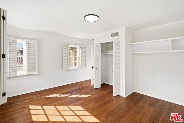 10309 La Grange Avenue, Los Angeles, CA 90025