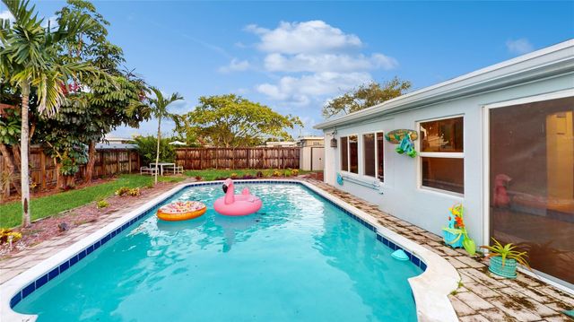 3633 SW 23rd Street, Fort Lauderdale, FL 33312