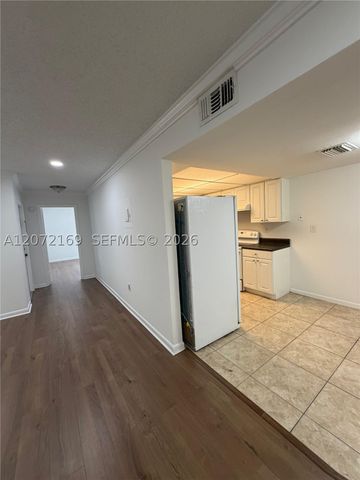 11101 Royal Palm Blvd 203, Coral Springs, FL 33065