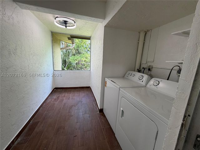 11101 Royal Palm Blvd 203, Coral Springs, FL 33065