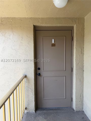 11101 Royal Palm Blvd 203, Coral Springs, FL 33065