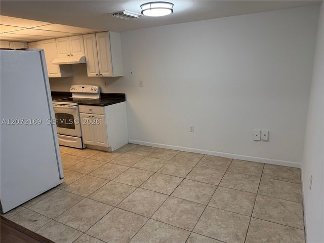 11101 Royal Palm Blvd 203, Coral Springs, FL 33065