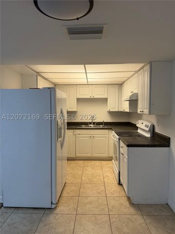11101 Royal Palm Blvd 203, Coral Springs, FL 33065