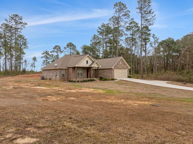 88 N Bryant Rd., Sumrall, MS 39482