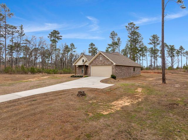 88 N Bryant Rd., Sumrall, MS 39482