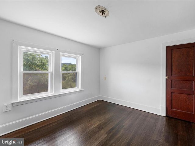 276 GORE RD, Gore, VA 22637