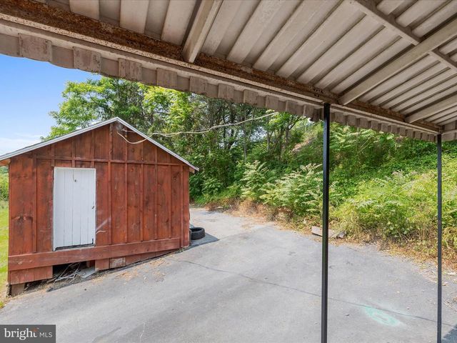 276 GORE RD, Gore, VA 22637