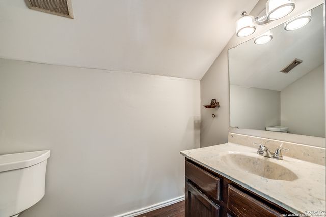 9018 BRICKWOOD, San Antonio, TX 78250