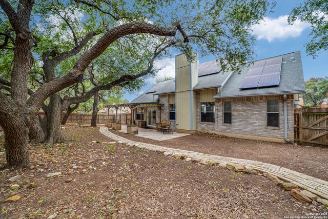 9018 BRICKWOOD, San Antonio, TX 78250