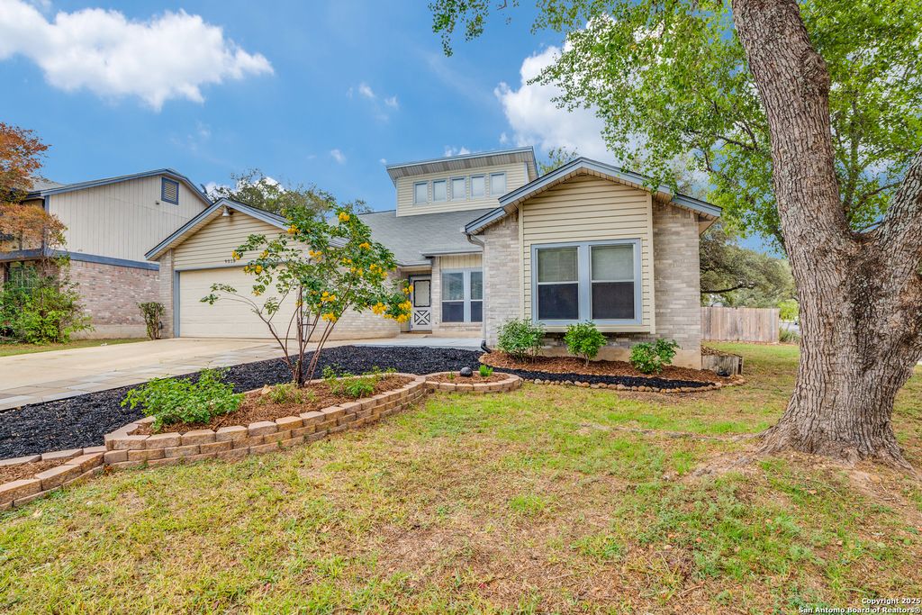 9018 BRICKWOOD, San Antonio, TX 78250