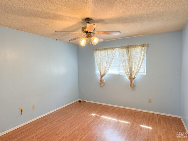 5104 Lowen Avenue, Bakersfield, CA 93309